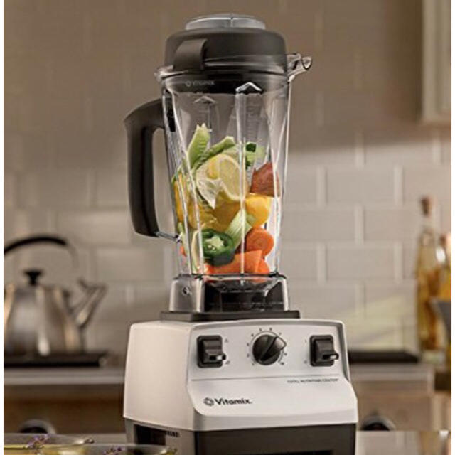 Vitamix - 【新品未使用】Vitamix TNC5200 ホワイト☆バイタミックス(ハワイ)の通販 by AiAi's shop