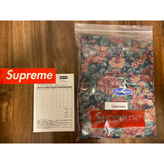 Supreme(シュプリーム)のSupreme Pin Up Chino Pant Digi Floral 34 メンズのパンツ(チノパン)の商品写真