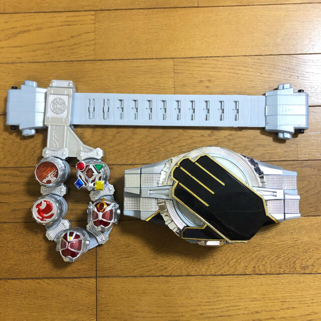 BANDAI   専用仮面ライダー 変身ベルト ウィザード DXセットの通販