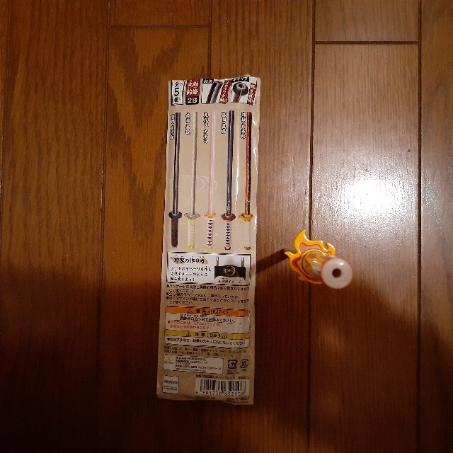 鬼滅の刃 日輪刀型鉛筆&キャップセット 煉獄杏寿郎 エンタメ/ホビーのアニメグッズ(その他)の商品写真