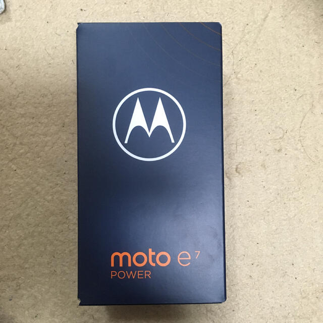 新品 SIMフリー moto e7 power コーラルレッド20GBCPUコア数