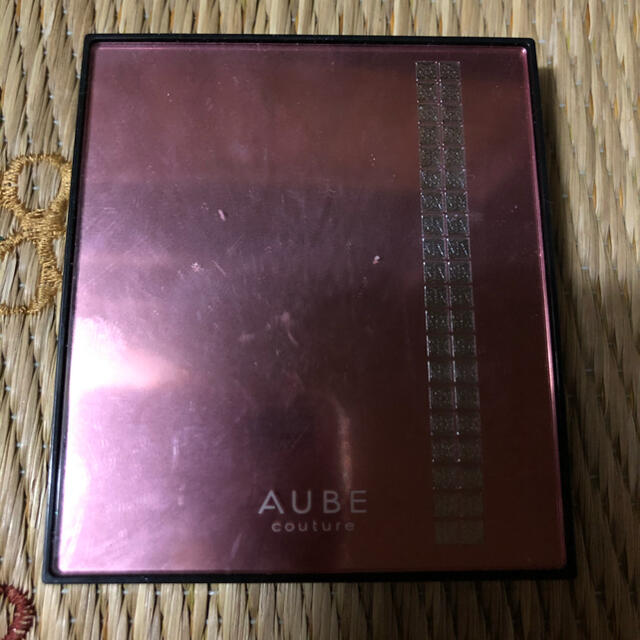 AUBE(オーブ)のオーブ　アイシャドウ コスメ/美容のベースメイク/化粧品(アイシャドウ)の商品写真