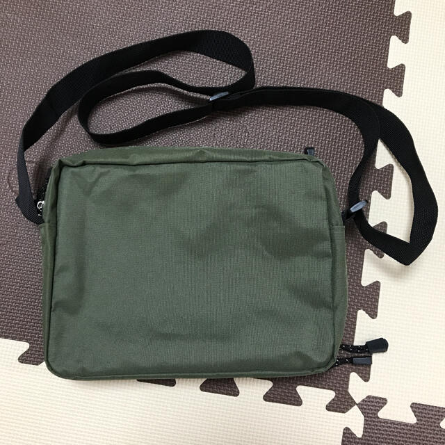 Coleman(コールマン)のColeman BRAND BOOK #03 MOSS GREEN ver. レディースのバッグ(ショルダーバッグ)の商品写真