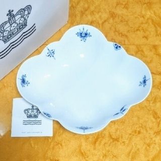 ロイヤルコペンハーゲン(ROYAL COPENHAGEN)のROYALCOPENHAGEN✨ブルーパルメッテブロッサム✨フラワーボール(食器)