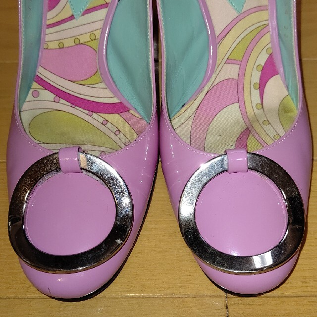 DIANA(ダイアナ)のDIANA バックベルトパンプス 22cm レディースの靴/シューズ(ハイヒール/パンプス)の商品写真