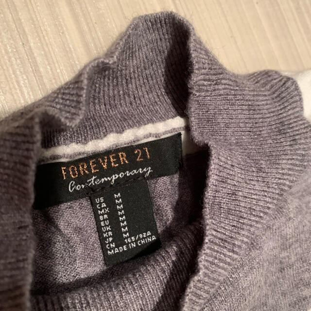 H&M(エイチアンドエム)のforever21 薄めニット レディースのトップス(Tシャツ(長袖/七分))の商品写真