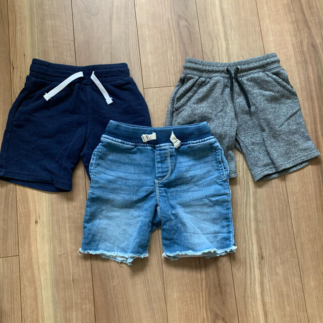 GAP Kids(ギャップキッズ)の【更に値下げ】まとめ売り　GAPとH&M ハーフパンツ　3枚セット キッズ/ベビー/マタニティのキッズ服男の子用(90cm~)(パンツ/スパッツ)の商品写真