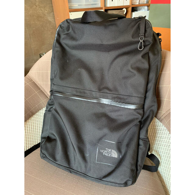 THE NORTH FACE SHUTTLE DAYPACK  25L