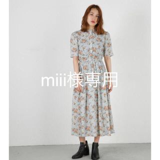 マウジー(moussy)の新作☆moussy 花柄 フラワー ワンピース ☆値下げしました(ロングワンピース/マキシワンピース)