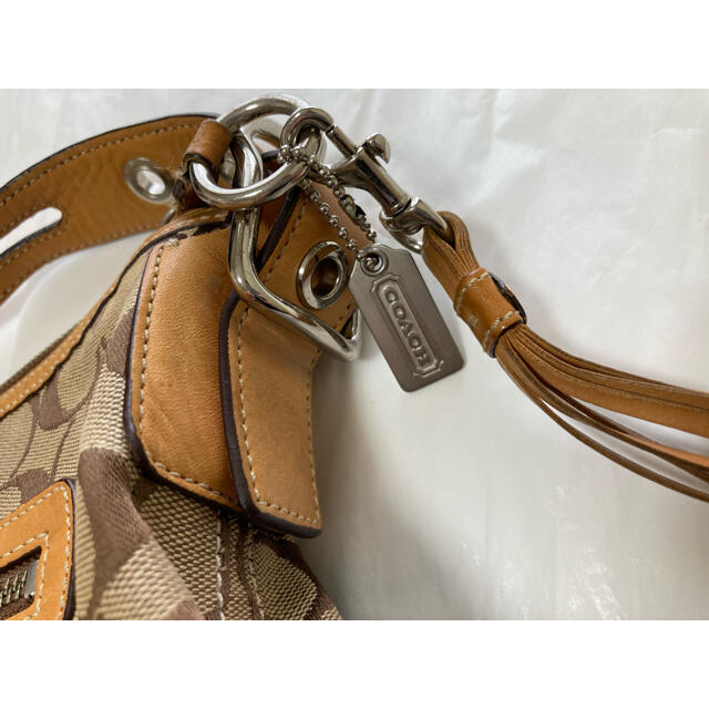 COACH(コーチ)のCOACH シグネスチャーショルダーバッグ レディースのバッグ(ショルダーバッグ)の商品写真