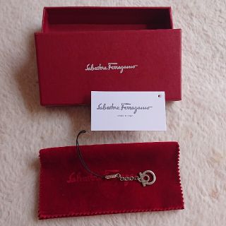 フェラガモ(Ferragamo)のFerragamo ストラップ 美品(ネックストラップ)