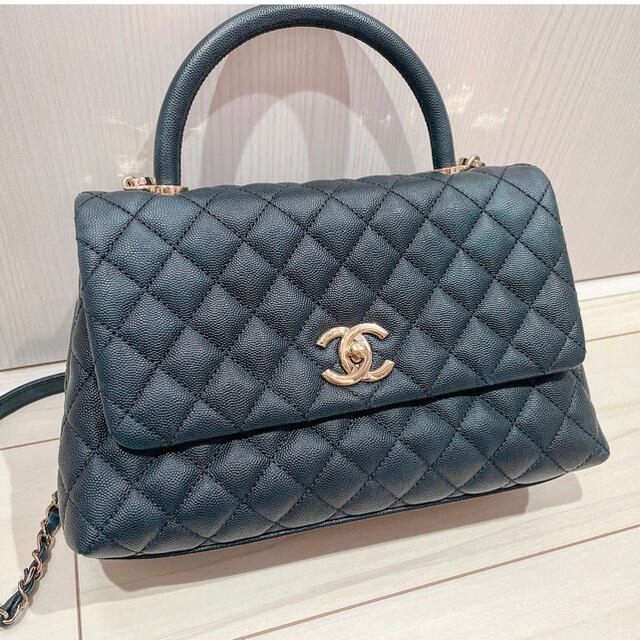 CHANEL(シャネル)のCHANEL シャネル ココハンドル キャビア レディースのバッグ(ハンドバッグ)の商品写真