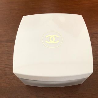 シャネル(CHANEL)の美品　シャネル　ココマドモアゼル　フレッシュ　ボディ　クリーム　150g(ボディクリーム)