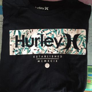 ハーレー(Hurley)のハーレー　tシャツ　Lサイズ　ブラック(Tシャツ/カットソー(半袖/袖なし))