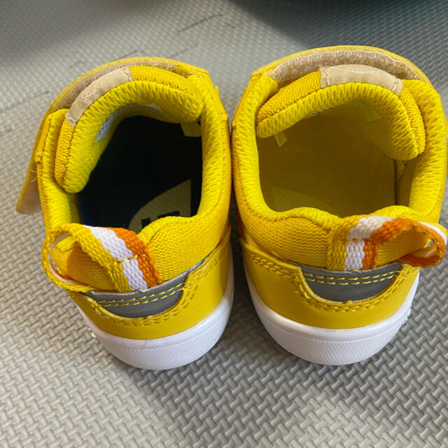 IFME イフミー シューズ 黄色 キッズ/ベビー/マタニティのベビー靴/シューズ(~14cm)(スニーカー)の商品写真