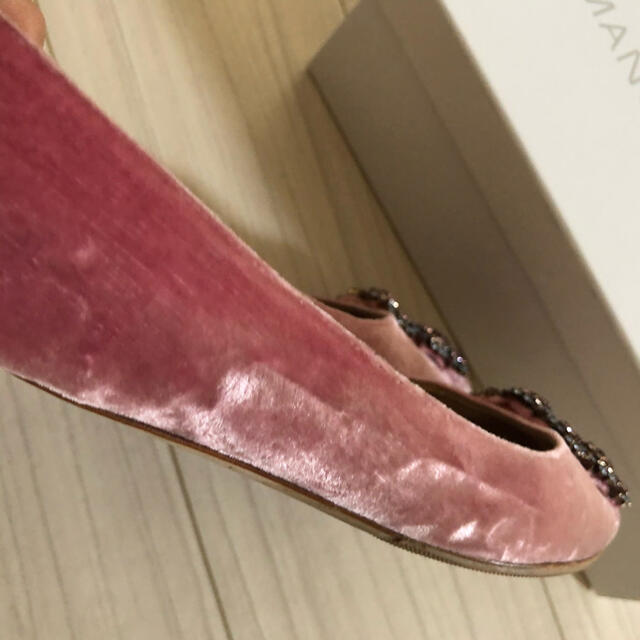 MANOLO BLAHNIK(マノロブラニク)のマノロブラニク　フラットシューズ レディースの靴/シューズ(バレエシューズ)の商品写真