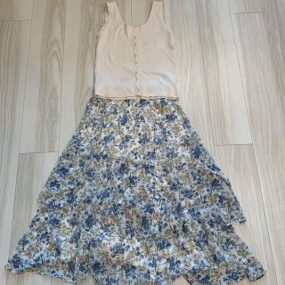 ザラ(ZARA)のECLIN 花柄スカート(ロングスカート)