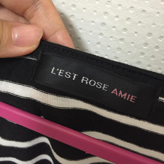 L'EST ROSE(レストローズ)のL'EST ROSE AMIE☆レストローズ☆トップス☆ボーダー☆リボン☆美品 レディースのトップス(Tシャツ(半袖/袖なし))の商品写真