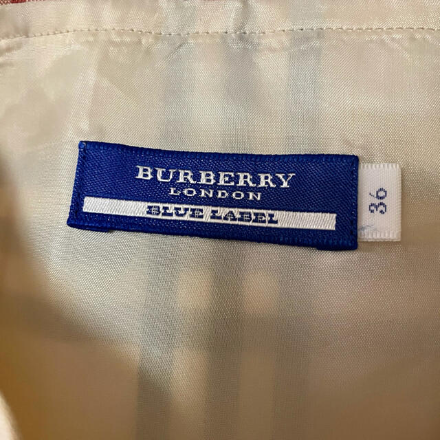 BURBERRY BLUE LABEL(バーバリーブルーレーベル)のバーバリー、ブルーレーベルのスカート レディースのスカート(ひざ丈スカート)の商品写真