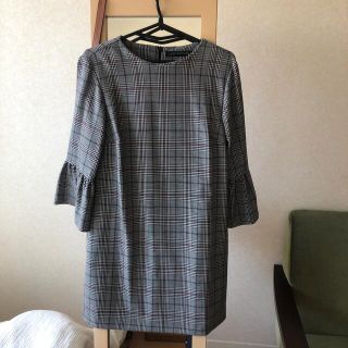 ザラ(ZARA)のZARA ワンピース(ひざ丈ワンピース)