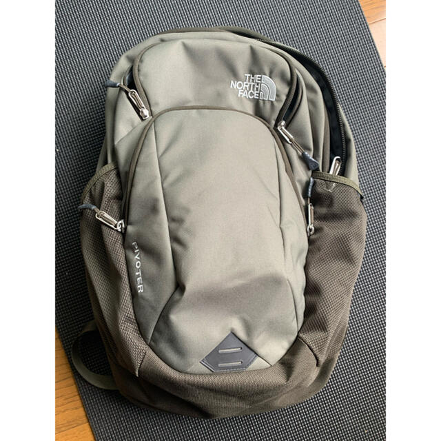 THE NORTH FACE   RIVOTER カーキ　NM71853