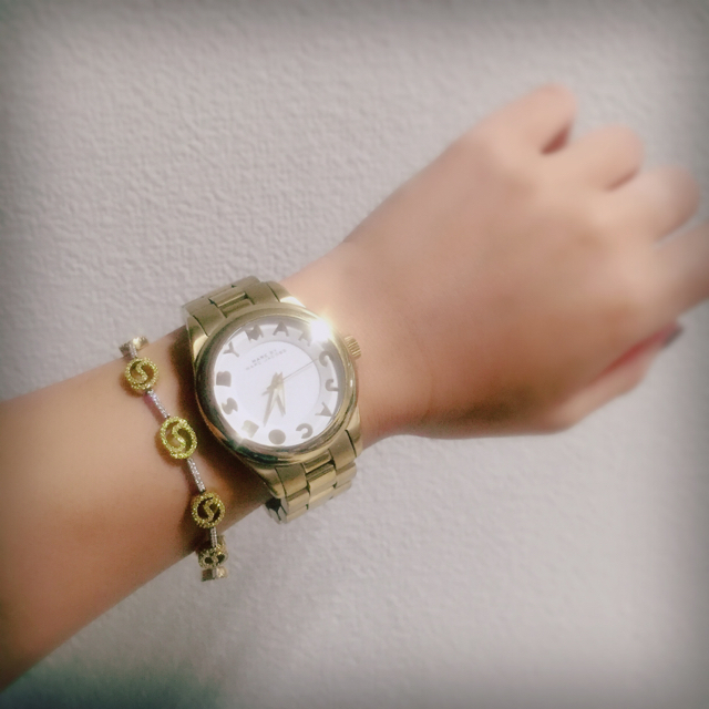 MARC BY MARC JACOBS(マークバイマークジェイコブス)の【USED】MARC BY MARC JACOBS 時計 gold レディースのファッション小物(腕時計)の商品写真