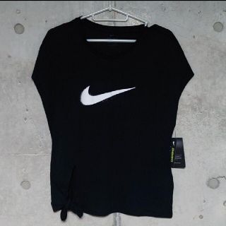 ナイキ(NIKE)の【Mサイズ】NIKE ナイキ Tシャツ トップス ブラック(Tシャツ(半袖/袖なし))