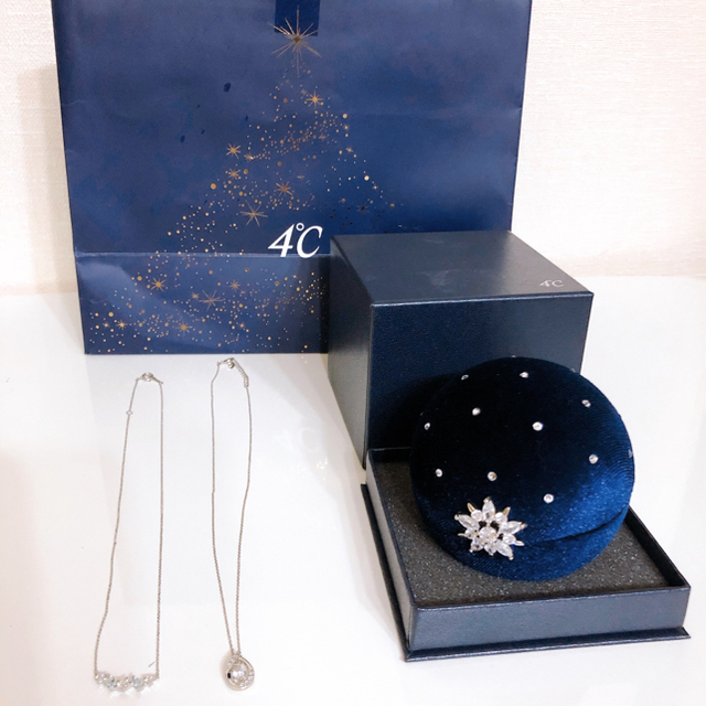 4℃(ヨンドシー)の4℃ NoelSky 2020Xmasネックレス レディースのアクセサリー(ネックレス)の商品写真