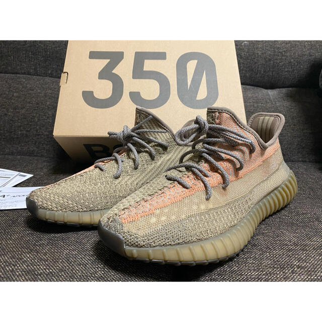 adidas(アディダス)のADIDAS YEEZY BOOST 350 V2 "SAND TAUPE" メンズの靴/シューズ(スニーカー)の商品写真