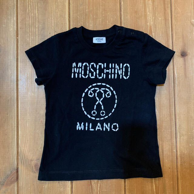 MOSCHINO(モスキーノ)のモスキーノ　Tシャツ　モンクレール  グッチ　バーバリー　92　ケンゾー キッズ/ベビー/マタニティのキッズ服男の子用(90cm~)(Tシャツ/カットソー)の商品写真