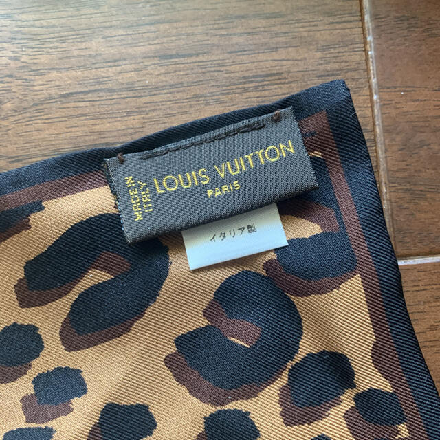 LOUIS VUITTON(ルイヴィトン)のレア　ヴィトン　毛皮　　スヌード　マフラー ハンドメイドのファッション小物(マフラー/ストール)の商品写真