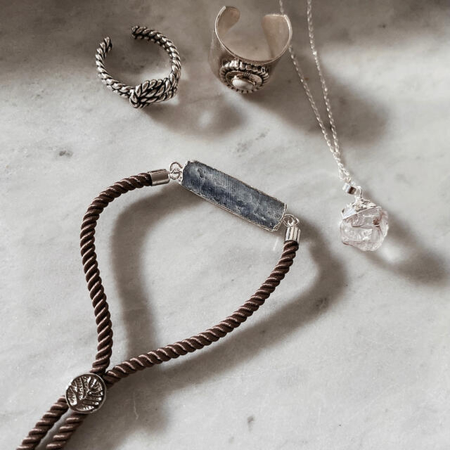 天然石 kyanite denim blue bracelet   ハンドメイドのアクセサリー(ブレスレット/バングル)の商品写真