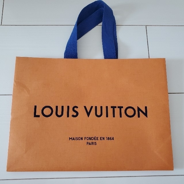 LOUIS VUITTON(ルイヴィトン)のルイヴィトン　箱&紙袋 レディースのバッグ(ショップ袋)の商品写真