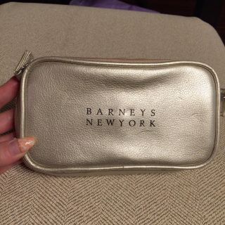 バーニーズニューヨーク(BARNEYS NEW YORK)の売切セール！美品★バーニーズ ニューヨーク 化粧ポーチ 機能性抜群(ポーチ)