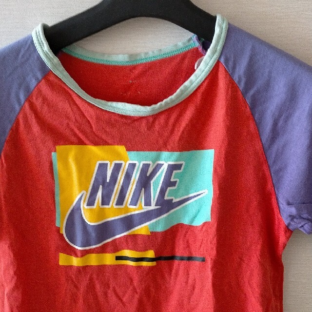 NIKE(ナイキ)のナイキ NIKE Tシャツ 140センチ キッズ/ベビー/マタニティのキッズ服男の子用(90cm~)(Tシャツ/カットソー)の商品写真