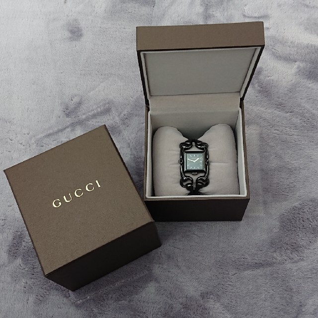 Gucci(グッチ)のGUCCI 腕時計 シニョーリア レディースのファッション小物(腕時計)の商品写真