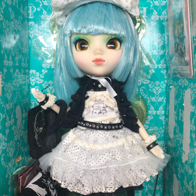 プーリップ Pullip F-582 プリュネラ【h.NAOTO】