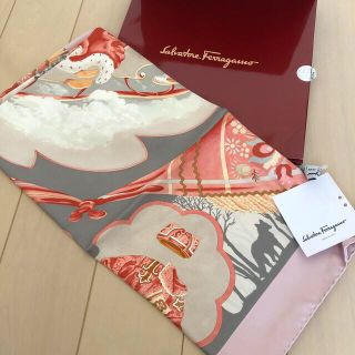 フェラガモ(Ferragamo)のフェラガモスカーフ箱付き新品(バンダナ/スカーフ)