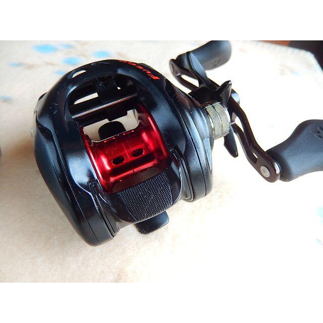 DAIWA(ダイワ)のフエゴ CT 100 XS(右ハンドル　ベイトリール　US) スポーツ/アウトドアのフィッシング(リール)の商品写真