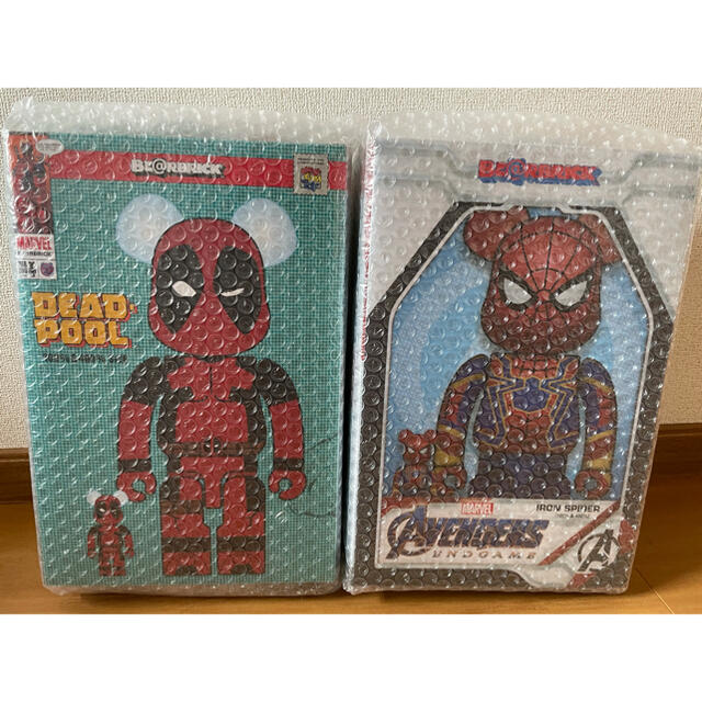 MEDICOM TOY(メディコムトイ)のBE@RBRICK IRON SPIDER DEADPOOL 100% 400% エンタメ/ホビーのフィギュア(アメコミ)の商品写真