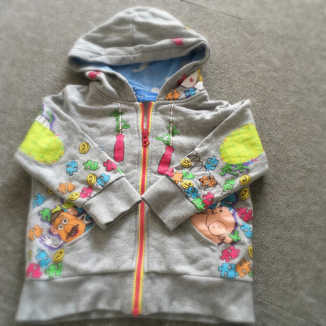 Disney(ディズニー)のたま様専用 キッズ/ベビー/マタニティのキッズ服男の子用(90cm~)(カーディガン)の商品写真