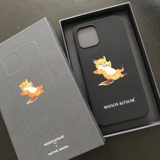 メゾンキツネ(MAISON KITSUNE')のメゾンキツネ　iPhone12ケース(iPhoneケース)