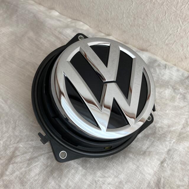 Volkswagen(フォルクスワーゲン)の★Volks Wagen★純正リアゲート バックドア オープナー リアエンブレム 自動車/バイクの自動車(車種別パーツ)の商品写真