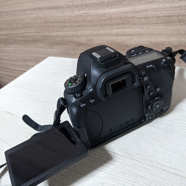 Canon　一眼レフ　EOS 6D Mark II