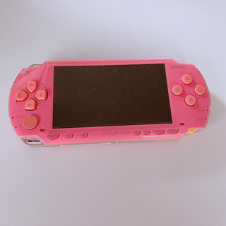 プレイステーションポータブル(PlayStation Portable)のPSP-1000 プレイステーション・ポータブル 本体　ピンク(携帯用ゲーム機本体)