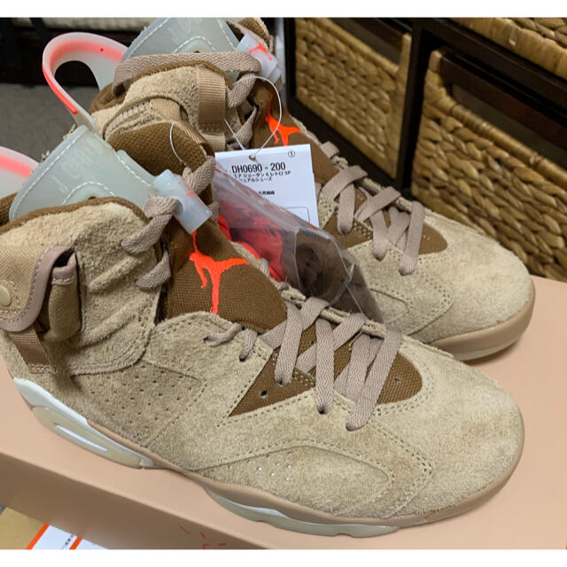 NIKE(ナイキ)のNIKE jordan6 Travis Scott 25センチ メンズの靴/シューズ(その他)の商品写真