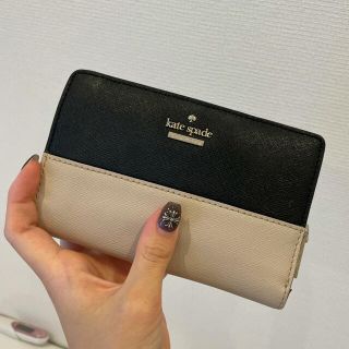 ケイトスペードニューヨーク(kate spade new york)のkate spade♠︎ ケイトスペード　二つ折り財布　美品♡(財布)