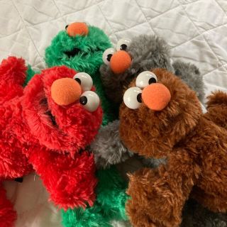 セサミストリート(SESAME STREET)のエルモ　ぬいぐるみ4種セット(ぬいぐるみ)