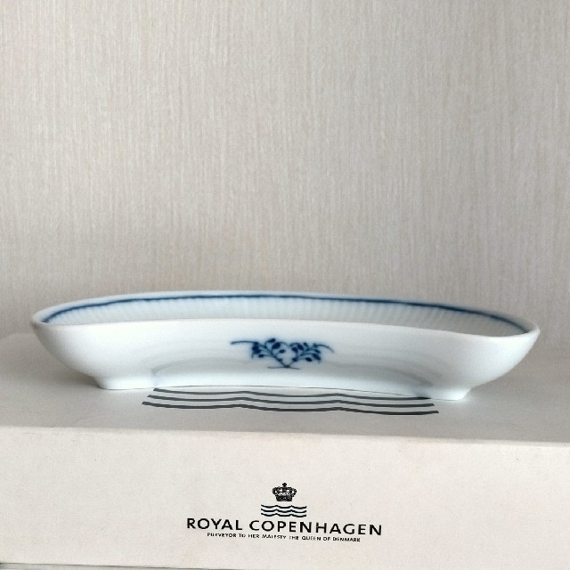 ROYAL COPENHAGEN(ロイヤルコペンハーゲン)の【廃盤品】ロイヤルコペンハーゲン クレセント 三日月 インテリア/住まい/日用品のキッチン/食器(食器)の商品写真