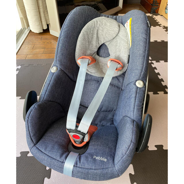 マキシコシペブル & FamilyFix チャイルドシート　isofix